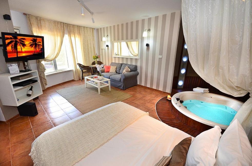 Hufsha Berama Villa Had Nes Dış mekan fotoğraf