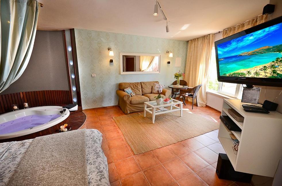 Hufsha Berama Villa Had Nes Dış mekan fotoğraf
